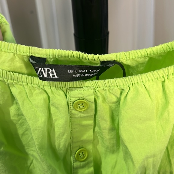 Crop Top - Picture 2 of 5